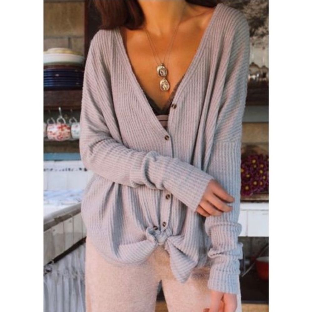 UO Out From Under Jojo Oversized Gray Thermal Button-Front Top Large Boho Comfy - Picture 7 of 16
